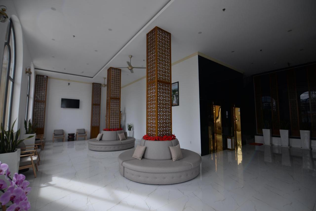 Que Toi Hotel Soc Trang Esterno foto