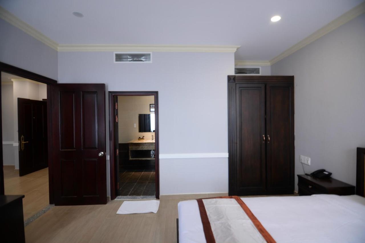 Que Toi Hotel Soc Trang Esterno foto
